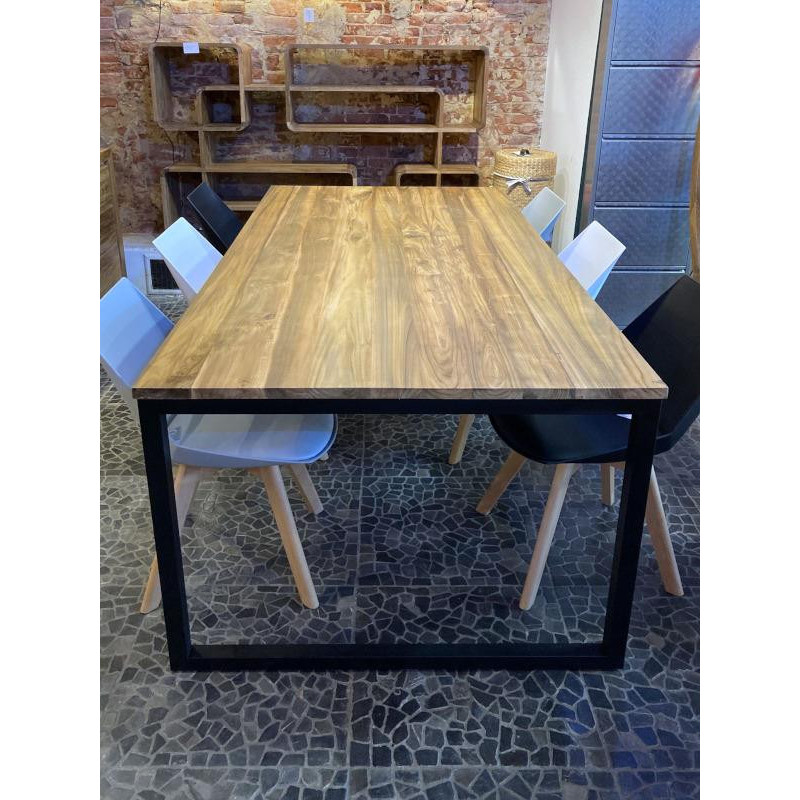 FINELI reclaimed teak | Dining table with metal legs